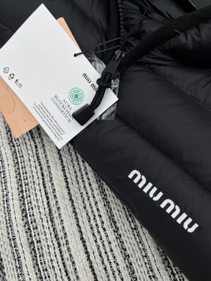 MIU MIU